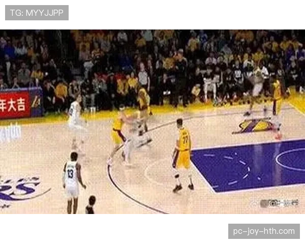 扬尼斯挡拆制造错位效率提升明显，拉开与东契奇得分空间差距